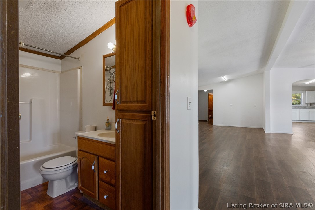 10055 Old Highway 111 Se Property Photo 38