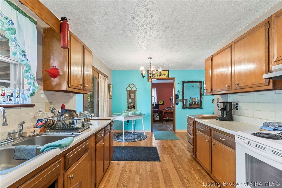 4536 N Whitsitt Road Property Photo 17