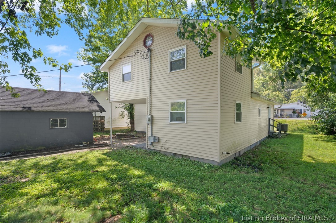 317 E Water Street Property Photo 1