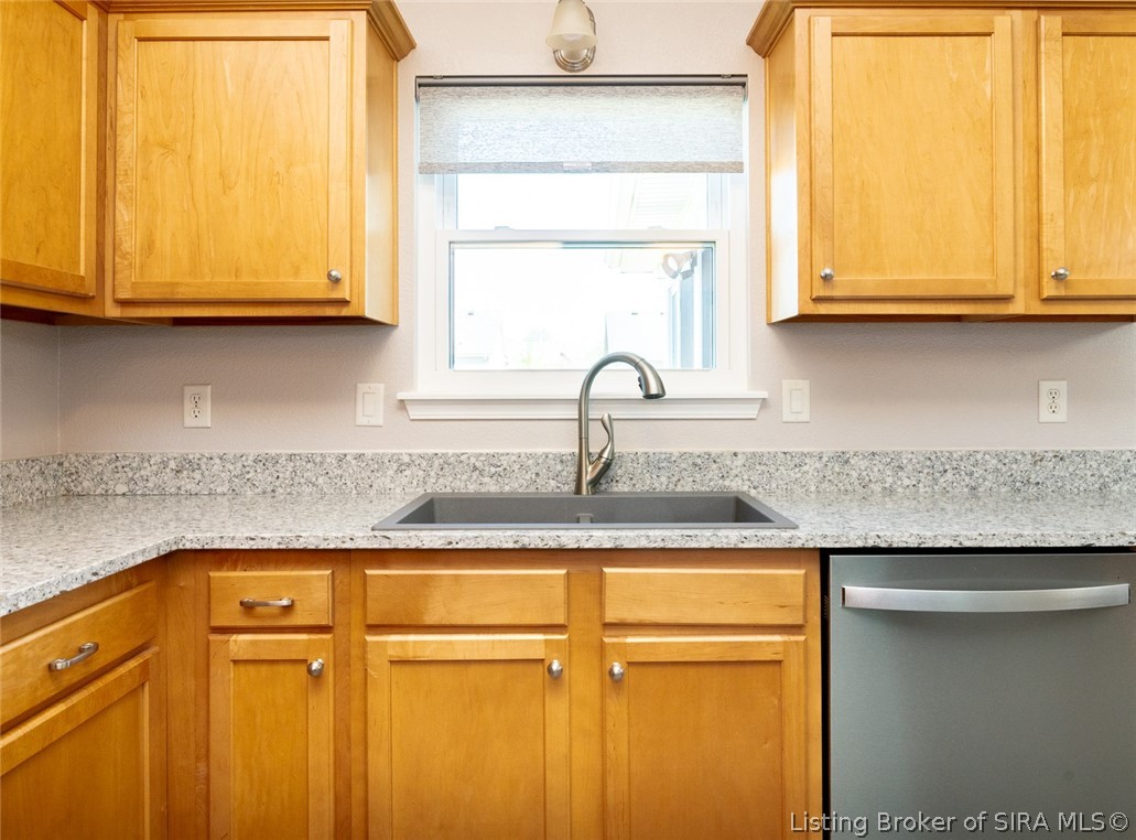 11912 Magellan Way Property Photo 13