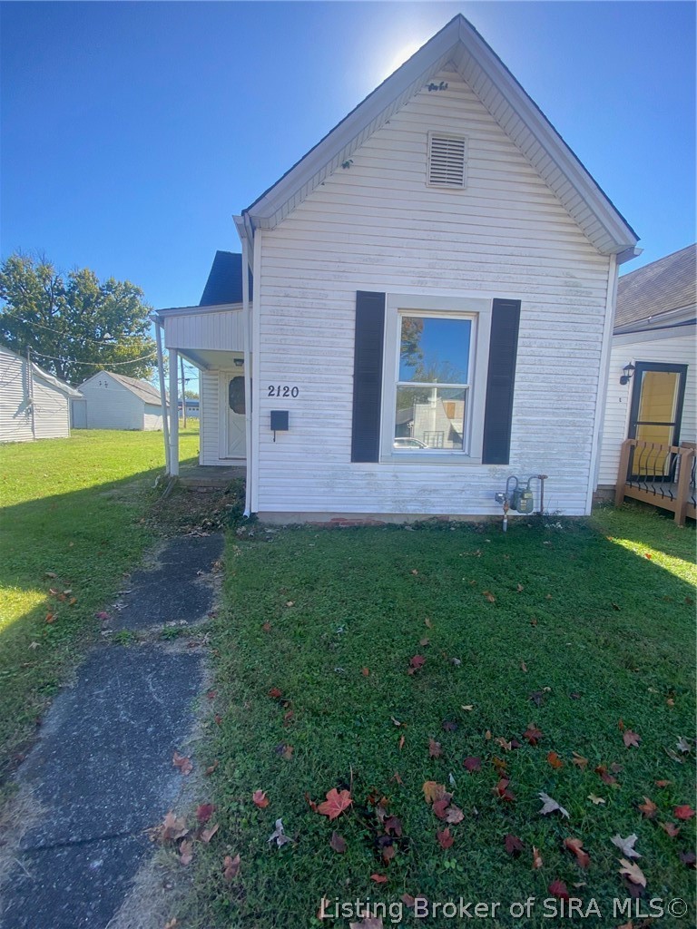 2120 E Market Street Property Photo 1