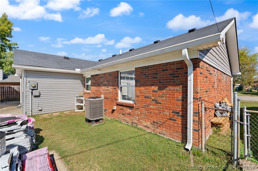 1709 Thames Drive Property Photo 8