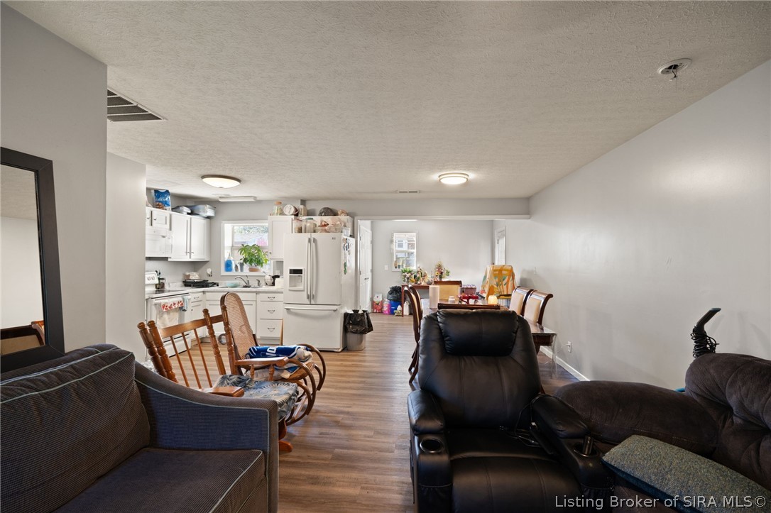 1709 Thames Drive Property Photo 13