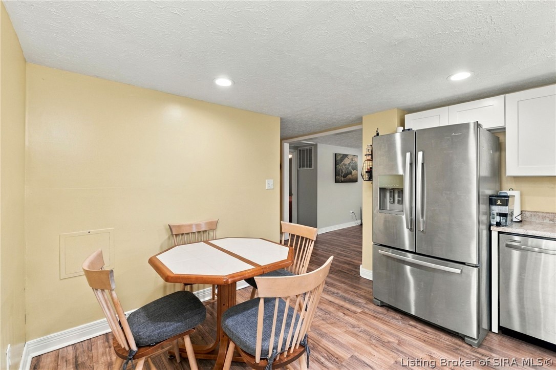 3059 Budd Road Property Photo 14