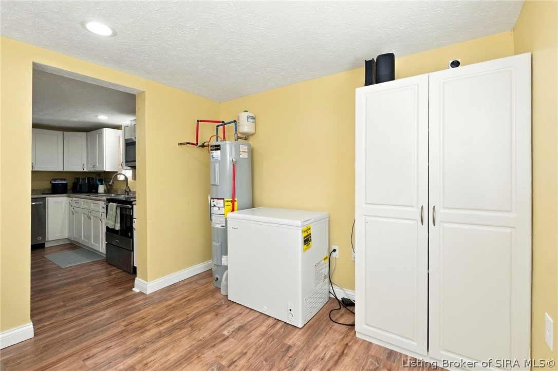 3059 Budd Road Property Photo 23