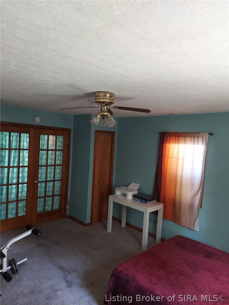 809 N High Street Property Photo 11