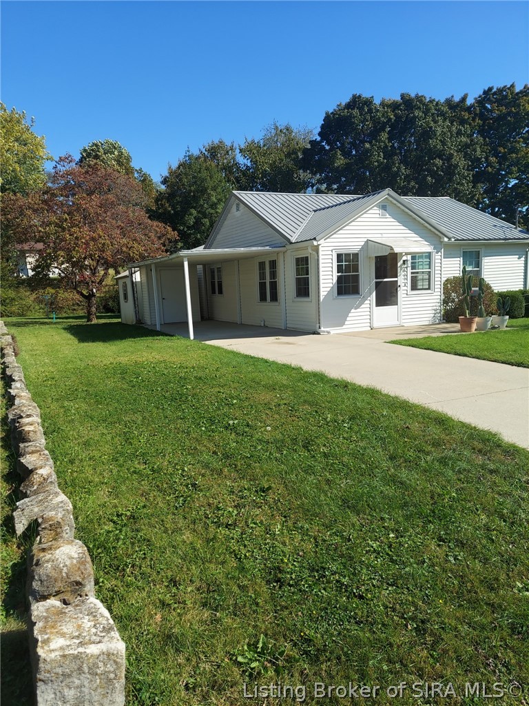 809 N High Street Property Photo 25
