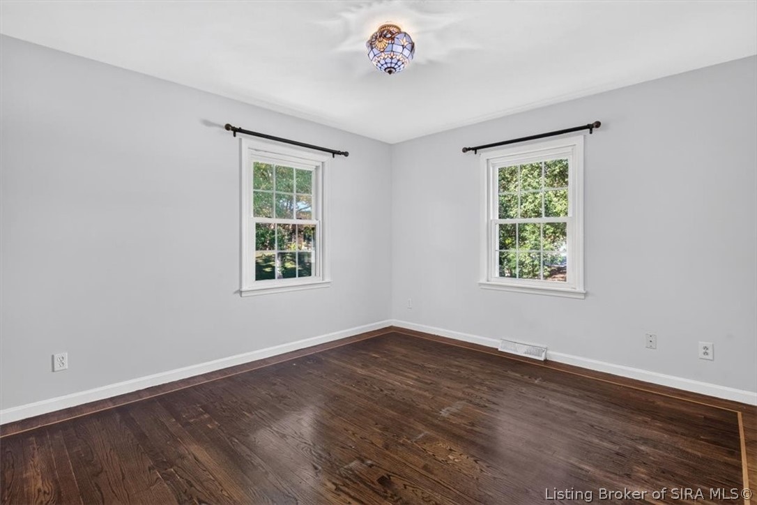 1006 Greenleaf Drive Property Photo 22