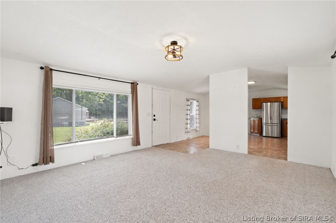 5137 N Vanlaningham Road Property Photo 7