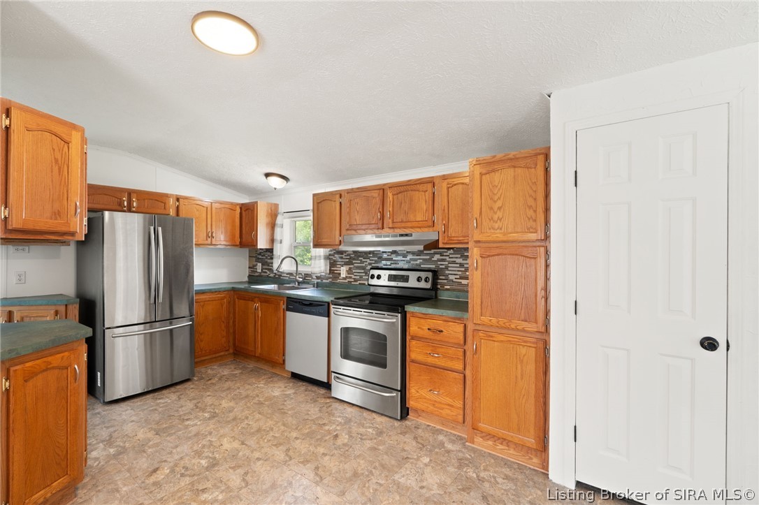 5137 N Vanlaningham Road Property Photo 13
