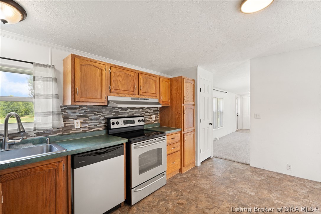 5137 N Vanlaningham Road Property Photo 15