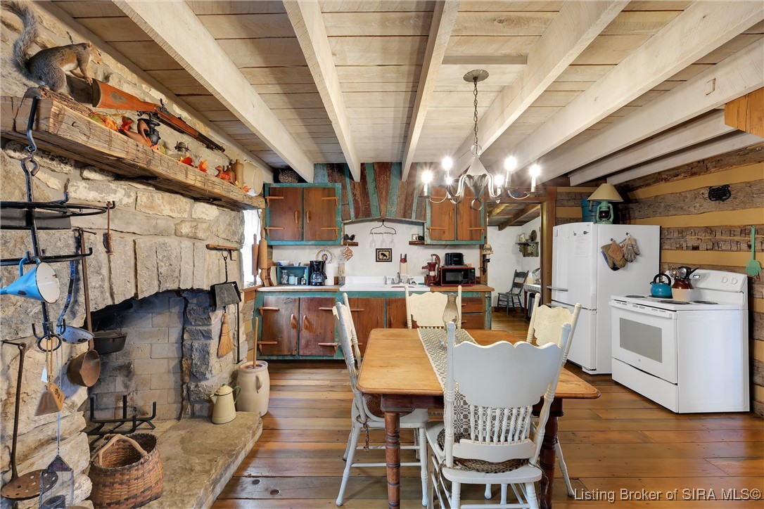 2945 N Greenbrier Road Property Photo 10