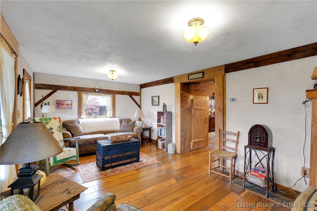 2945 N Greenbrier Road Property Photo 21