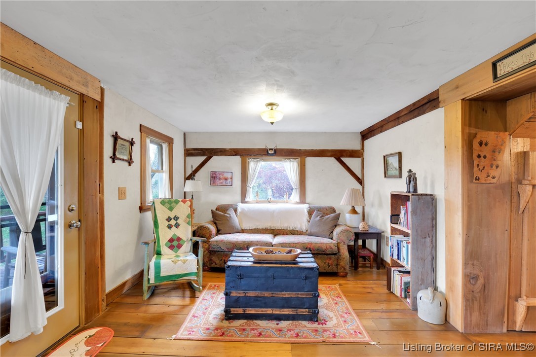2945 N Greenbrier Road Property Photo 22