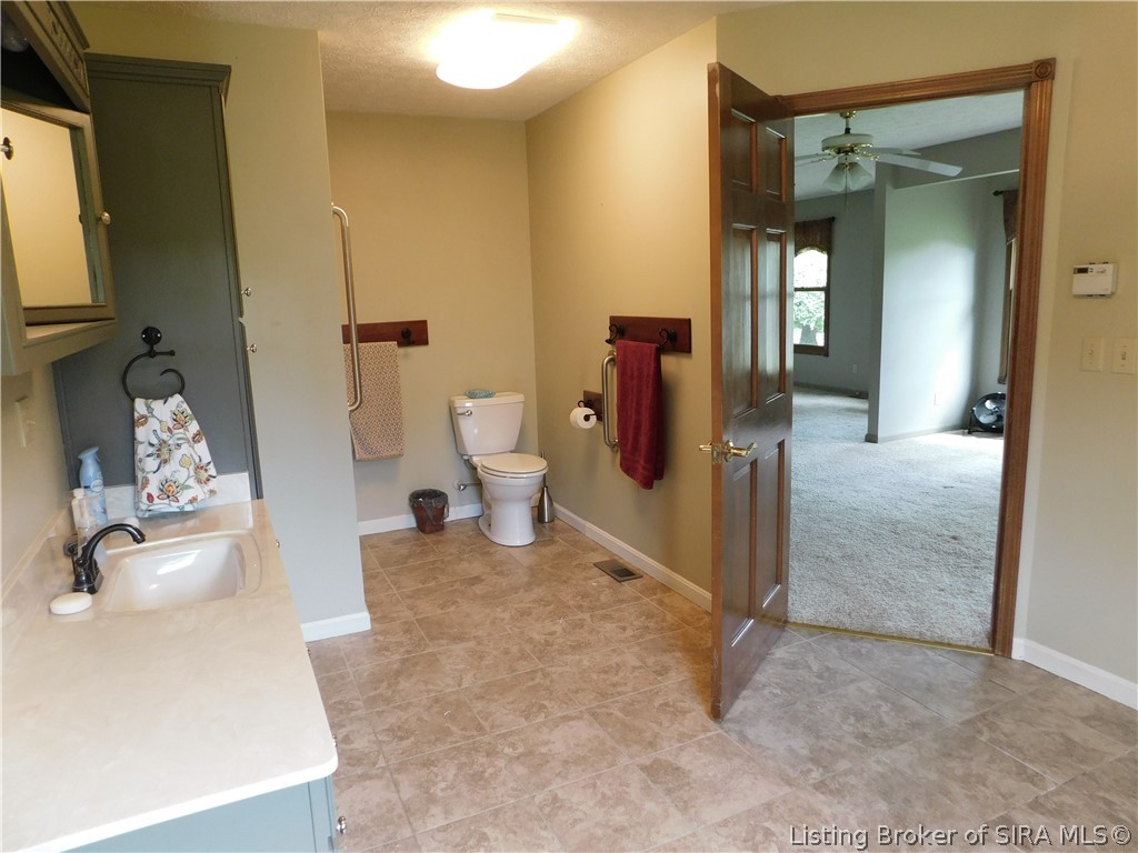 2620 W Cody Road Property Photo 28