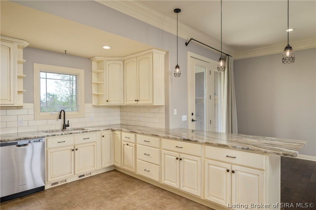 6205 Juniper Ridge Court Property Photo 14