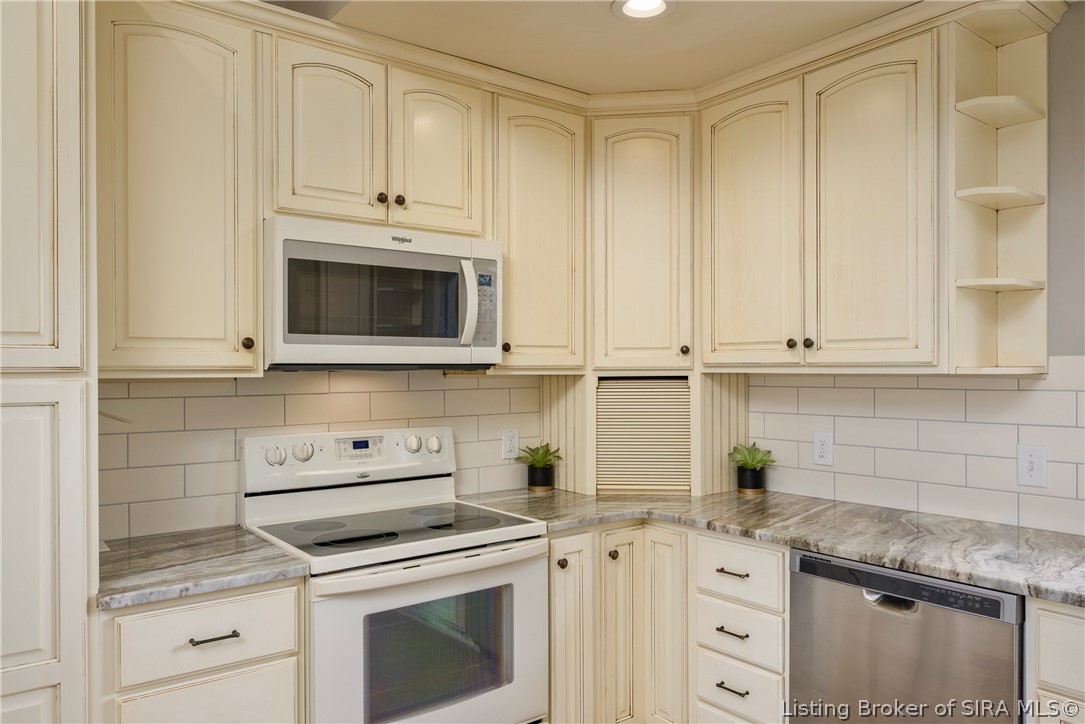 6205 Juniper Ridge Court Property Photo 16