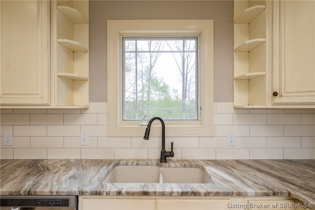 6205 Juniper Ridge Court Property Photo 17