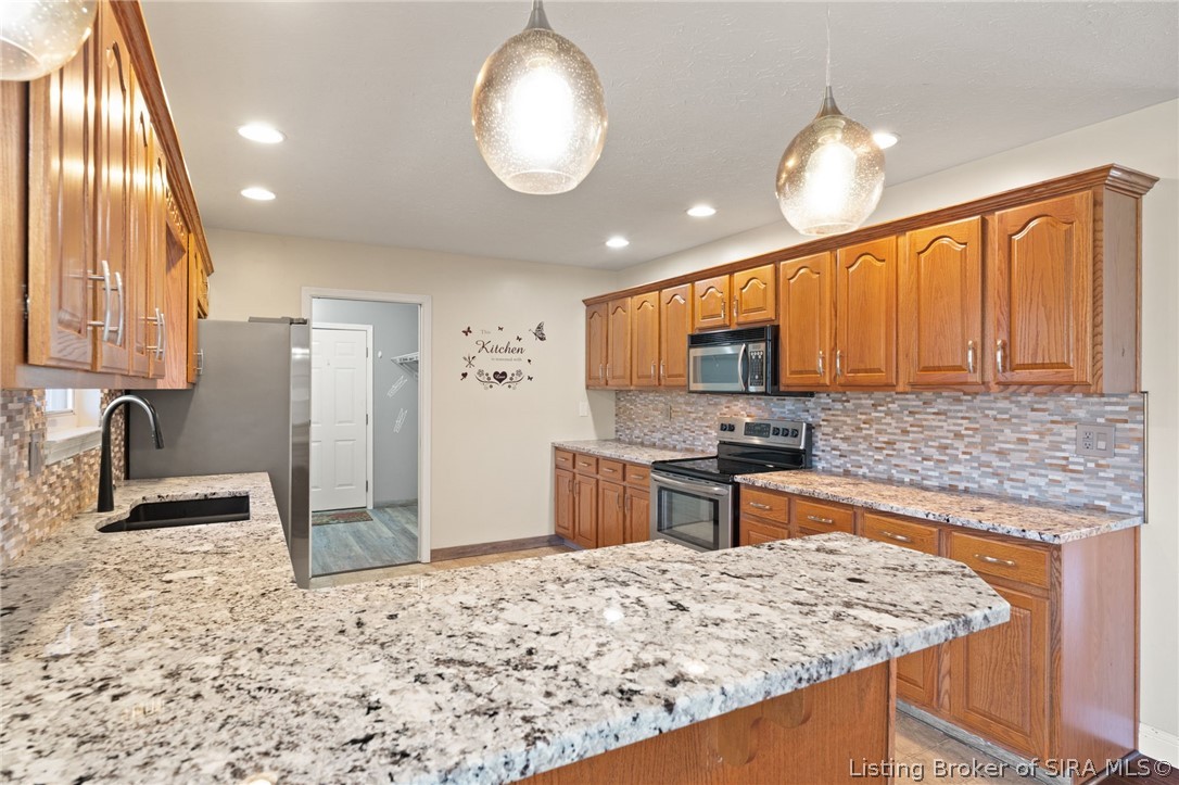 3279 E Lovers Lane Property Photo 15