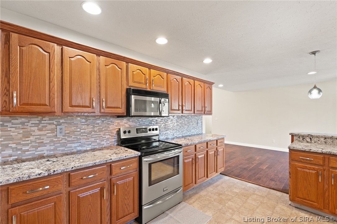 3279 E Lovers Lane Property Photo 16