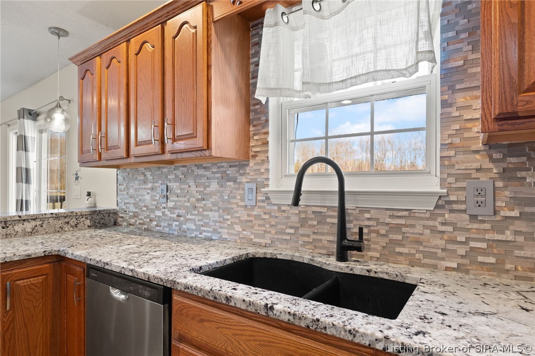 3279 E Lovers Lane Property Photo 19
