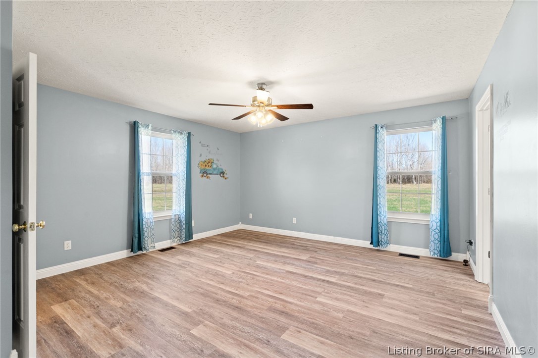 3279 E Lovers Lane Property Photo 21