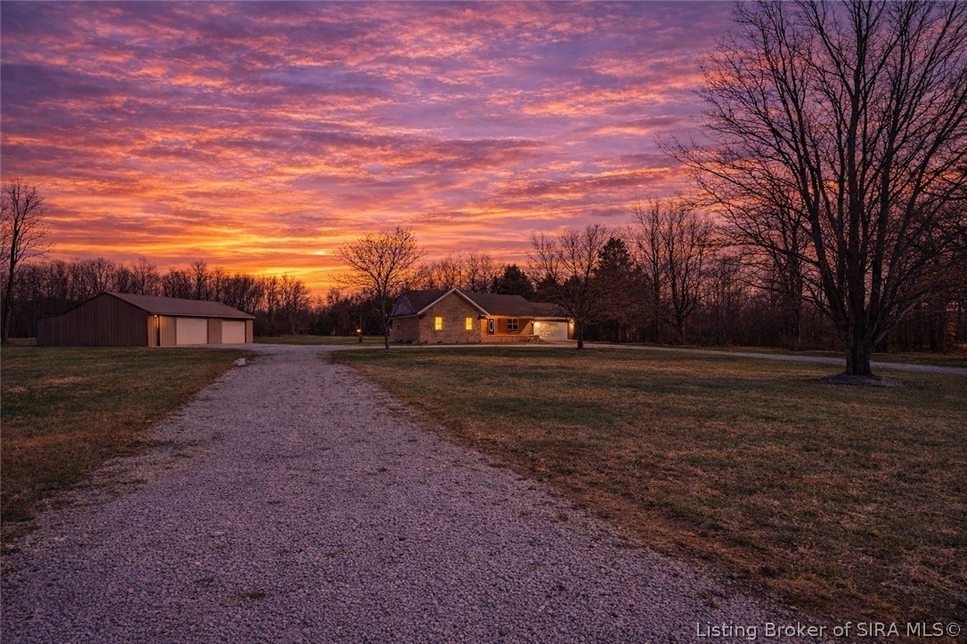 3279 E Lovers Lane Property Photo 48
