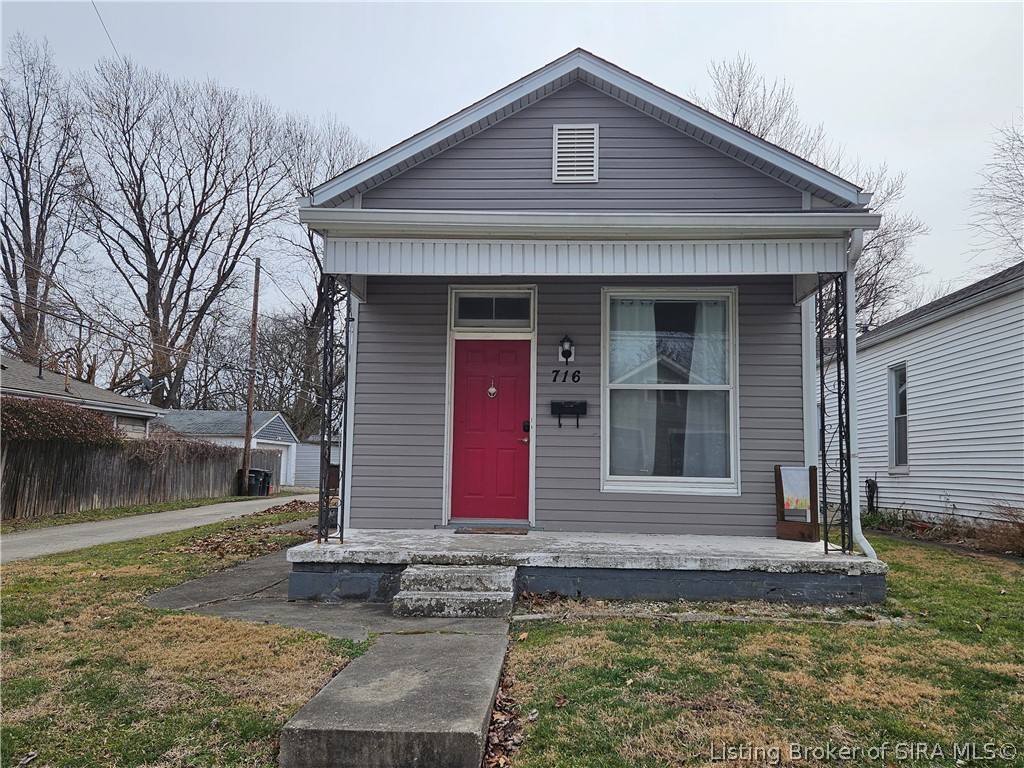 716 E 7th Street Property Photo 1