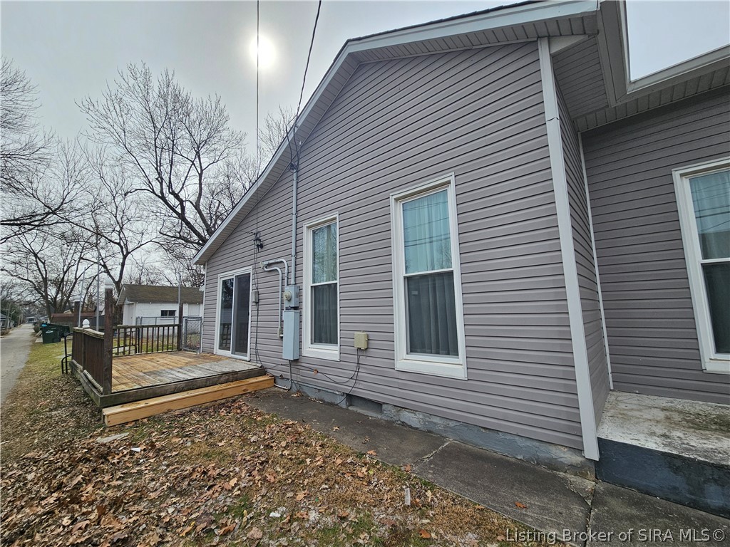 716 E 7th Street Property Photo 30
