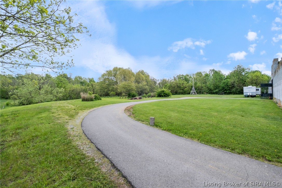 6900 Dave Carr Road Property Photo 13