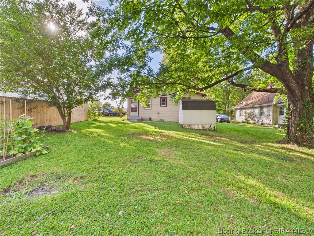 420 Oak Street Property Photo 14