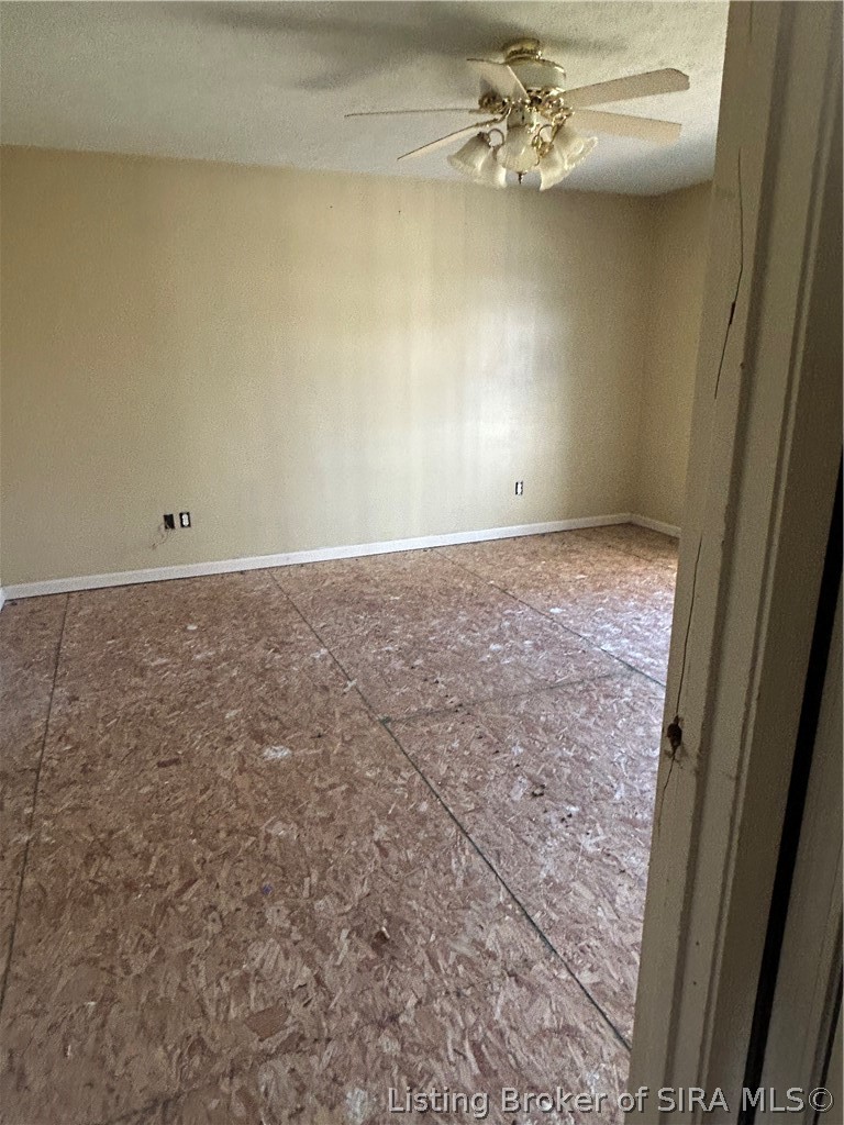 107 N Walker Boulevard Property Photo 12