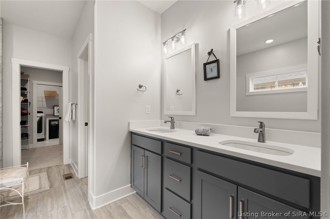 1619 Greenbrier Pointe Property Photo 33