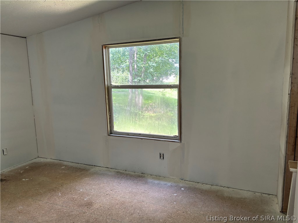 261 S Main Street Property Photo 3