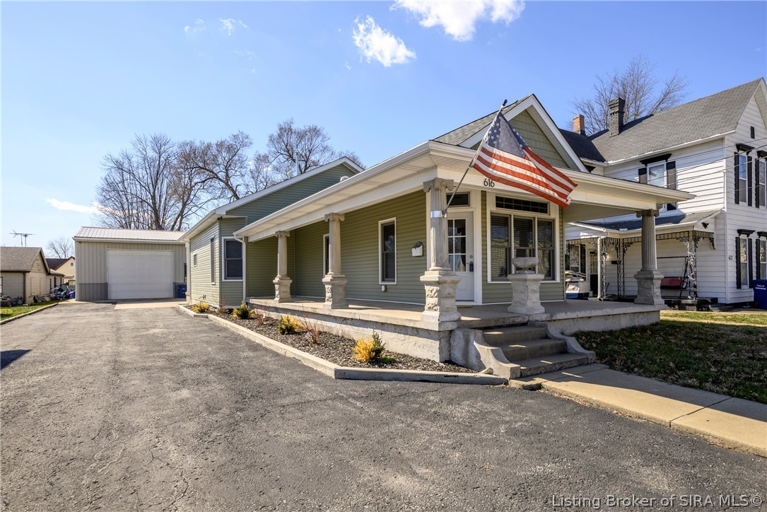 616 E Utica Street Property Photo 1