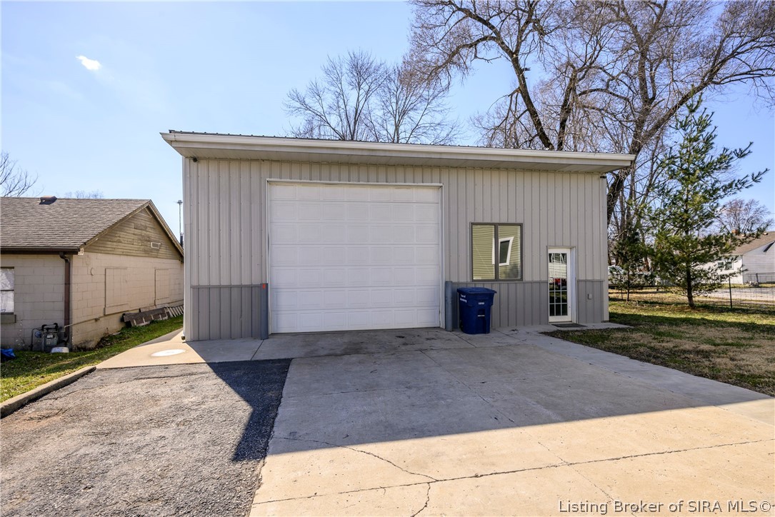616 E Utica Street Property Photo 37