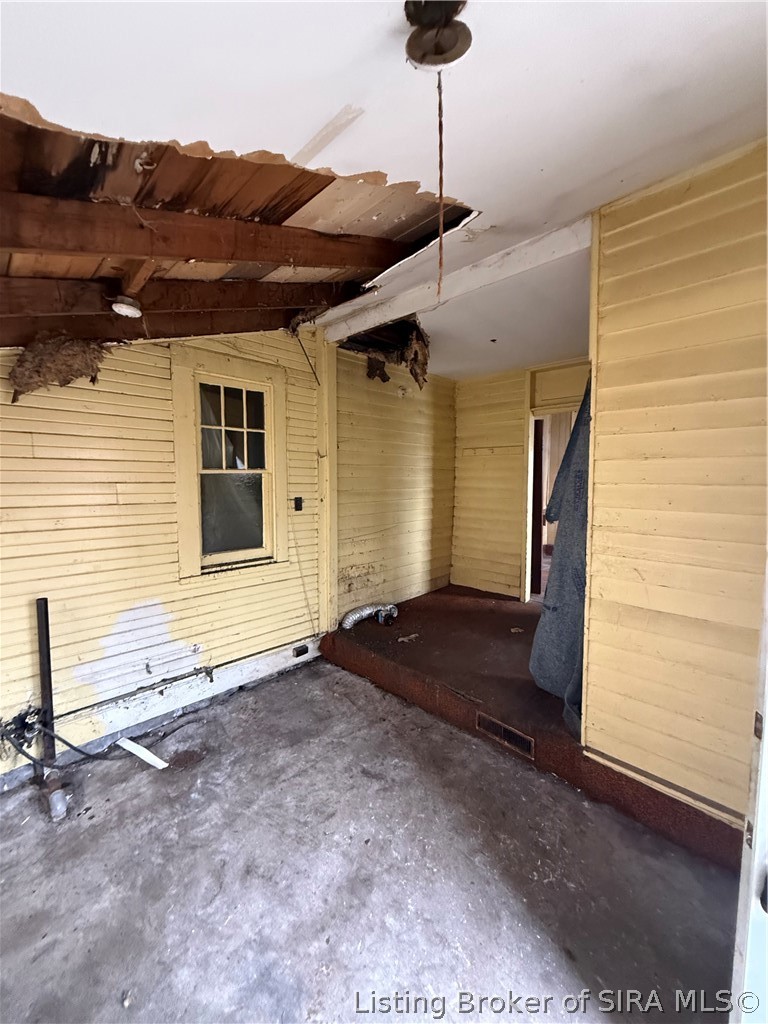 116 W Walnut Street Property Photo 5