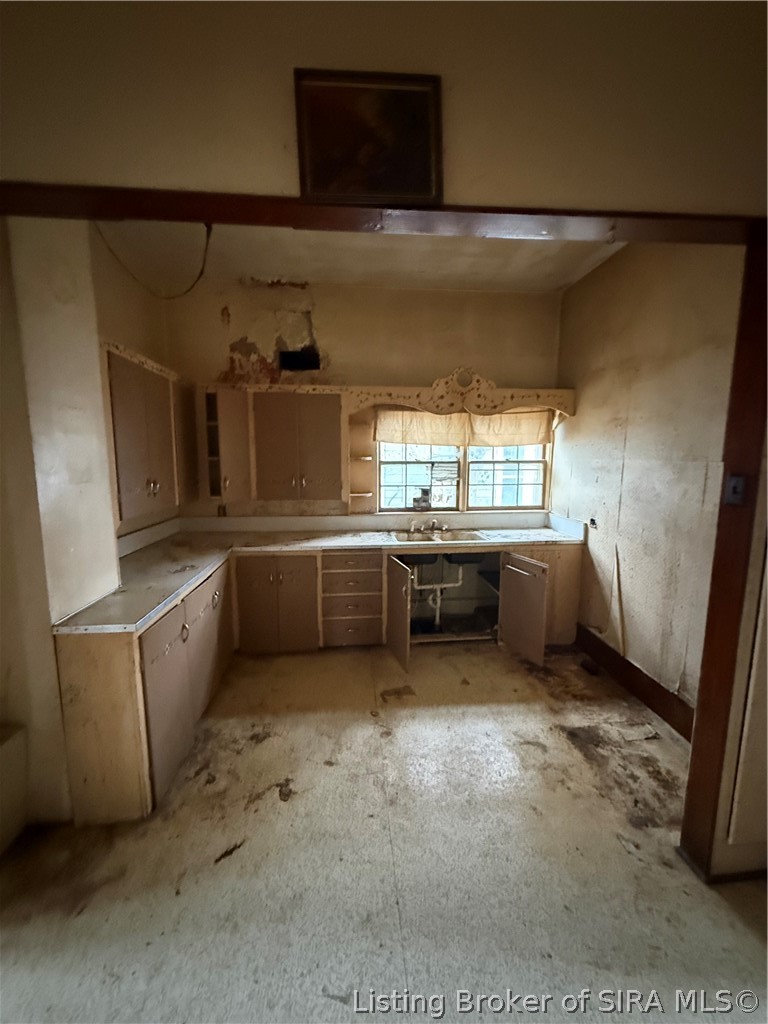 116 W Walnut Street Property Photo 8