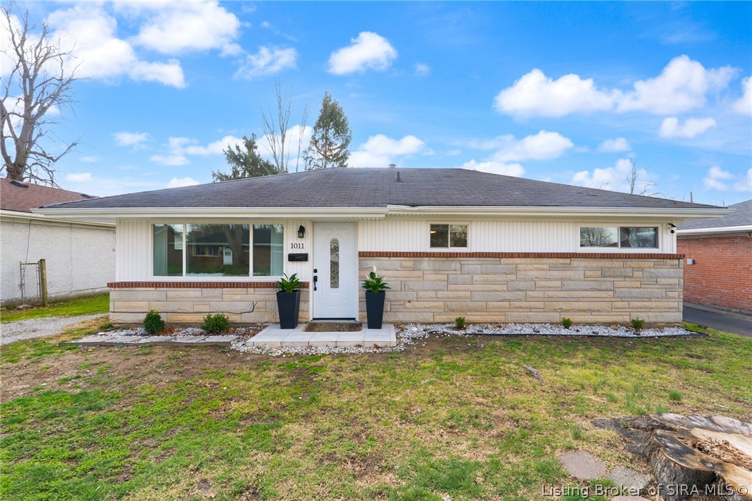 1011 Sharon Drive Property Photo 1