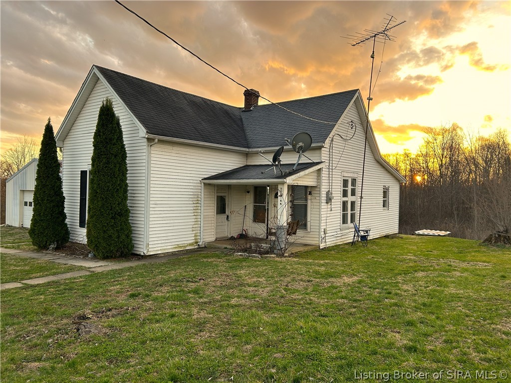 10785 S County Road 200 W Property Photo 1