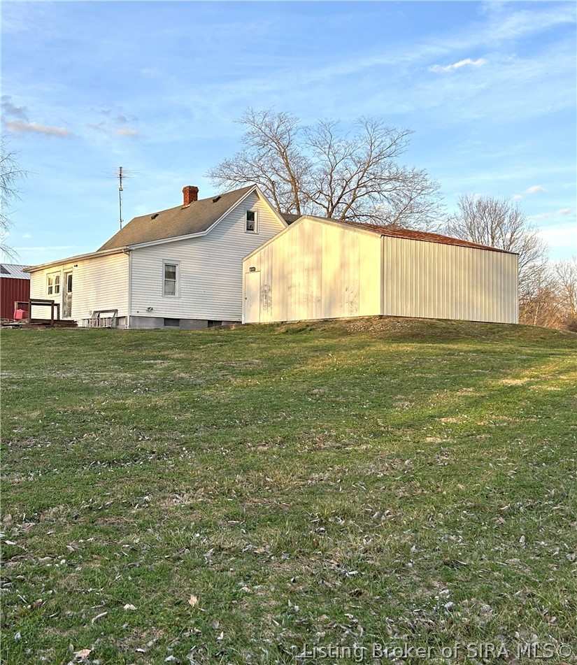 10785 S County Road 200 W Property Photo 4