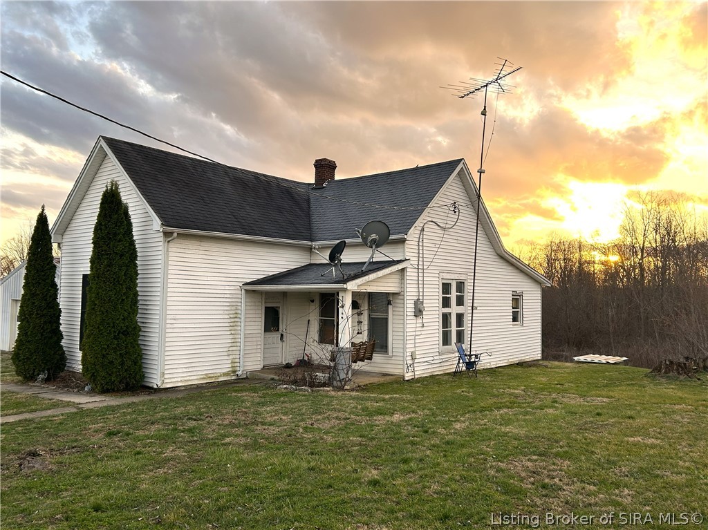 10785 S County Road 200 W Property Photo 10