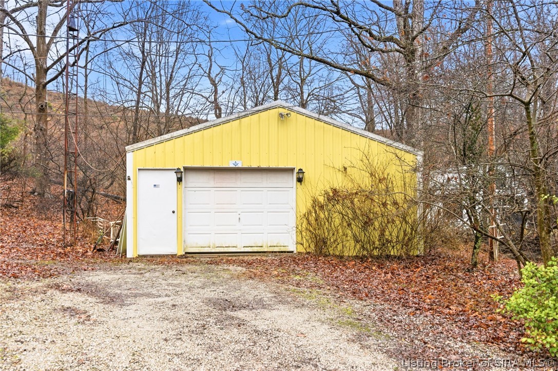 128 Powderhouse Lane Property Photo 2