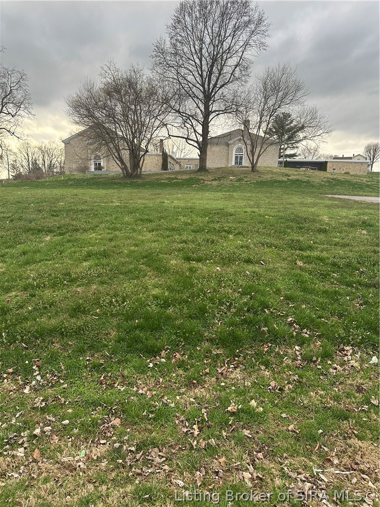 Sixth Street Property Photo 3