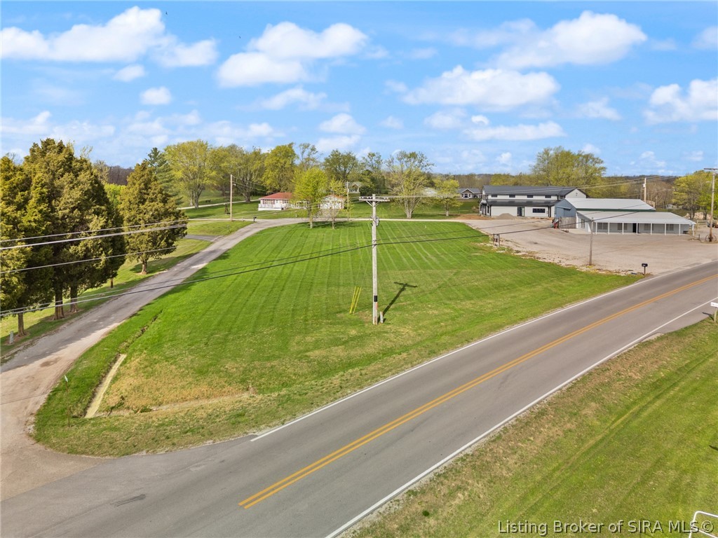 2323 N Dillard Road Property Photo 4