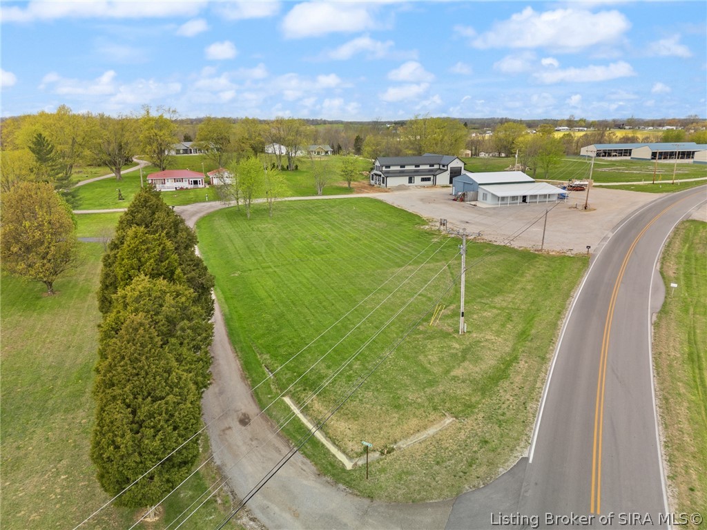 2323 N Dillard Road Property Photo 10