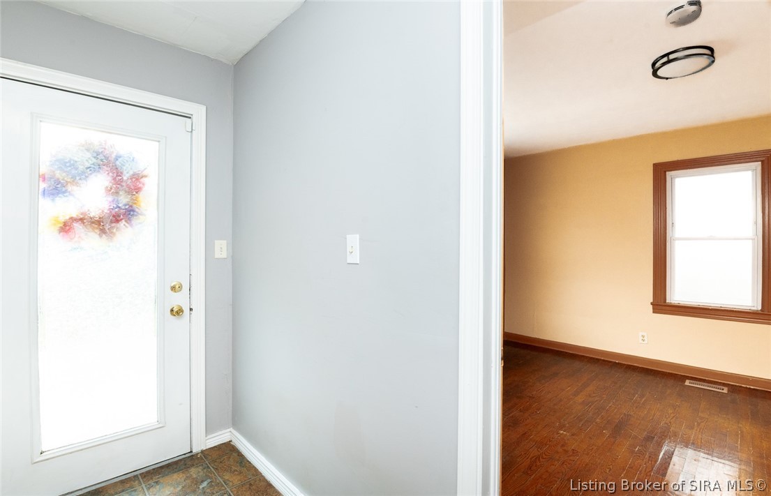 180 Park Drive Property Photo 6
