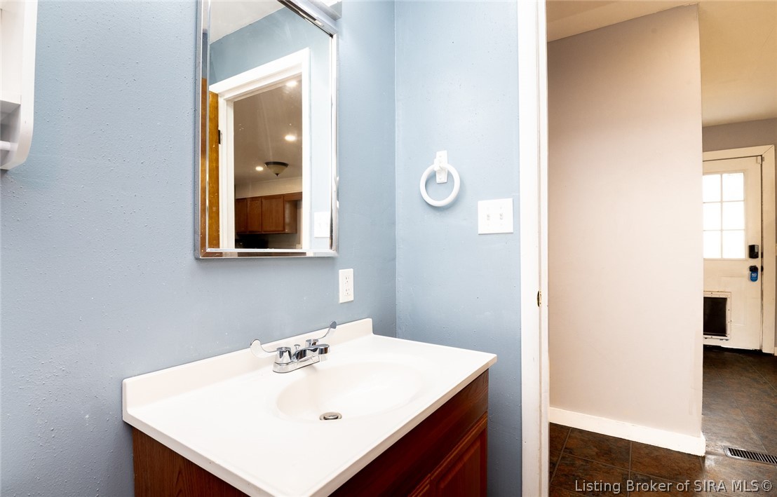 180 Park Drive Property Photo 24