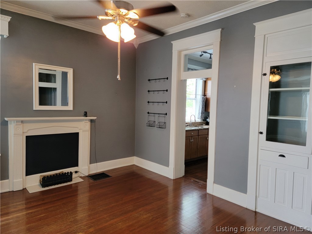 213 E Fourth Street Property Photo 8