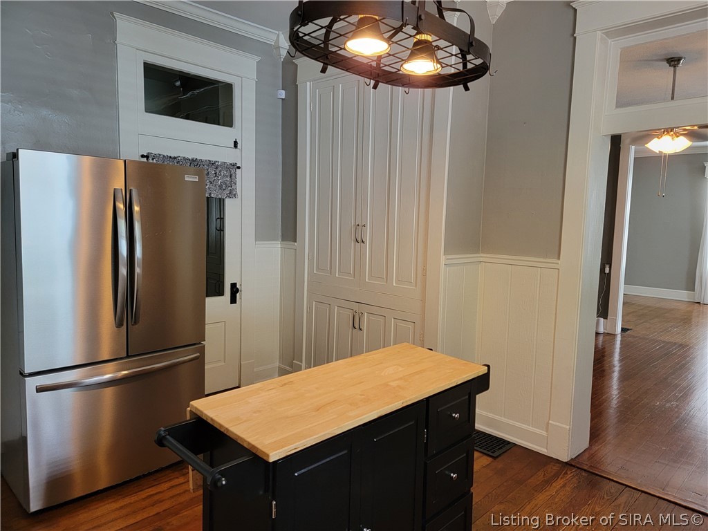 213 E Fourth Street Property Photo 10